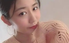 迈开腿我可以尝尝你的草莓感觉